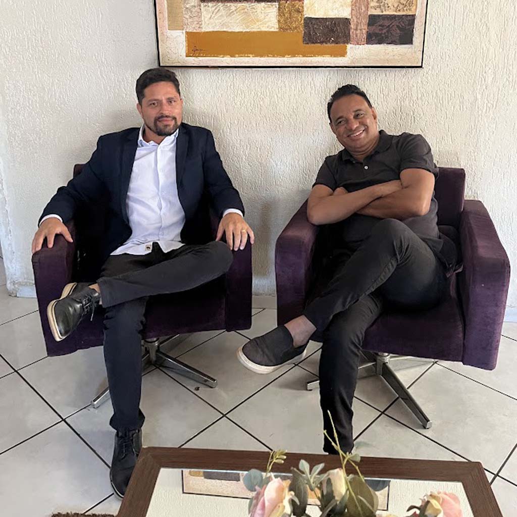 Beto Brasil in branding partnership and digital portals with Walace Graça